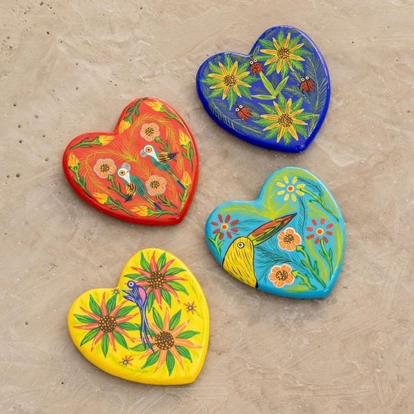 Alternate image for 4 Heart-Shaped Ceramic Magnets with Hand-Painted Motifs Hearts