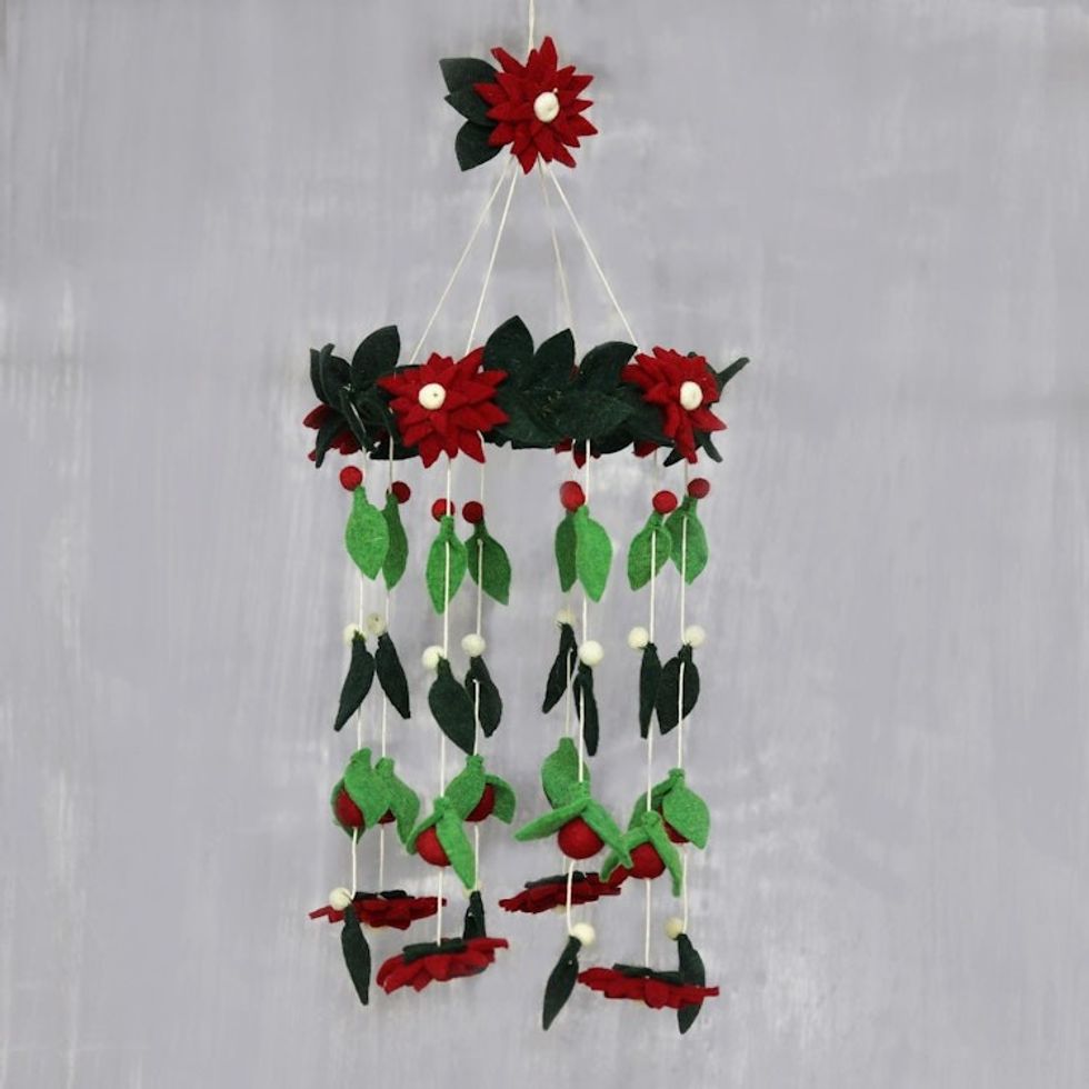 Wool Felt Tiered Holiday Flower and Leaf Decoration 'Silent Night'