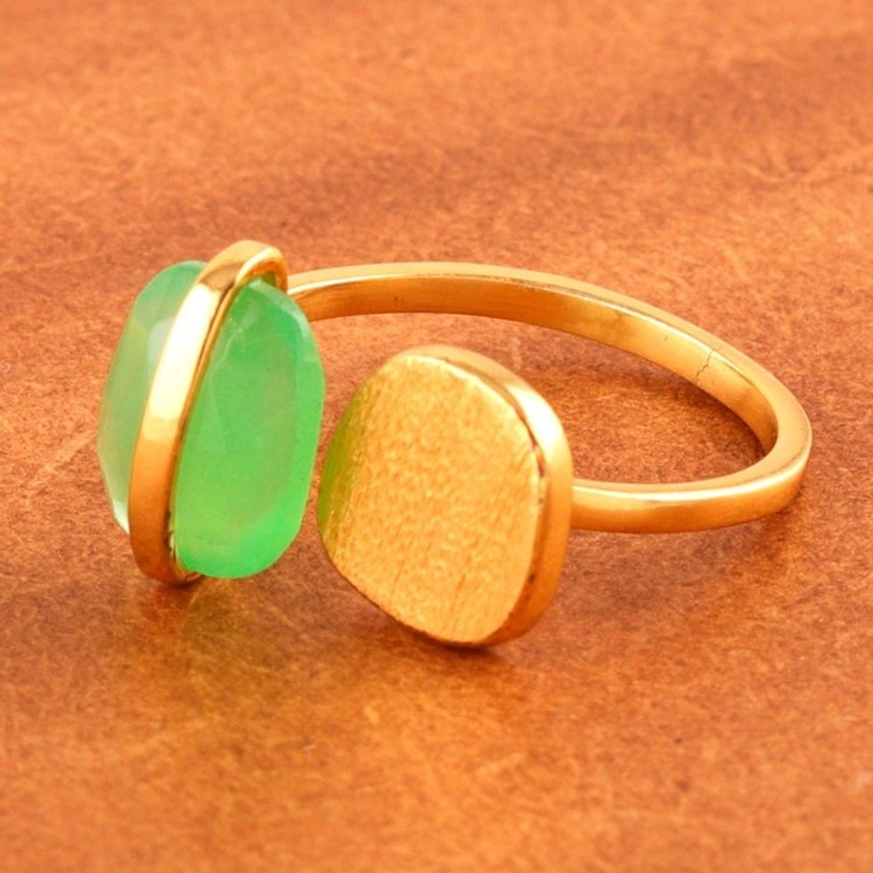 18k Gold-Plated Wrap Ring with Natural 3-Carat Prehnite Gem 'Green Bewitchment'