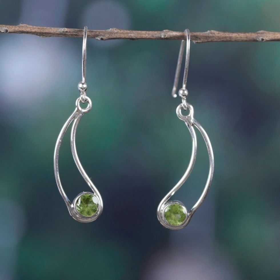 Abstract and Modern One-Carat Peridot Dangle Earrings 'Abstract Fortune'