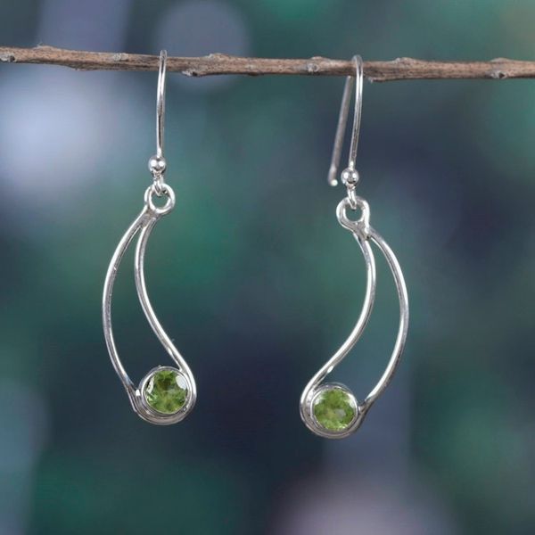 Alternate image for Abstract and Modern One-Carat Peridot Dangle Earrings Abstract Fortune