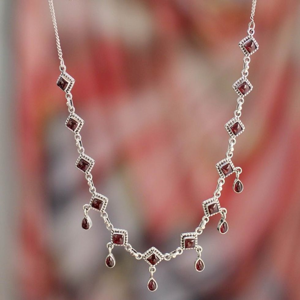 Garnet Necklace Sterling Silver Jewelry from India 'Queen of Diamonds'