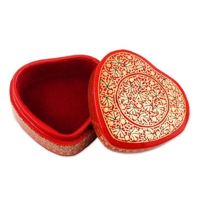 Alternate image for Chinar Leaf Motif Heart Shaped Decorative Box Kashmir Romance