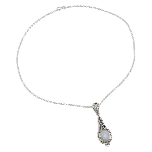 Alternate image for Handcrafted Moonstone Sterling Silver Necklace Moonlight Radiance