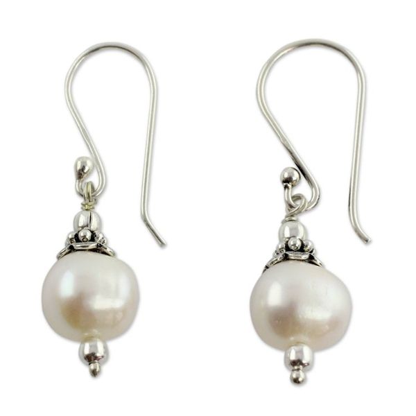 Alternate image for Pearl dangle earrings Mumbai Moonlight
