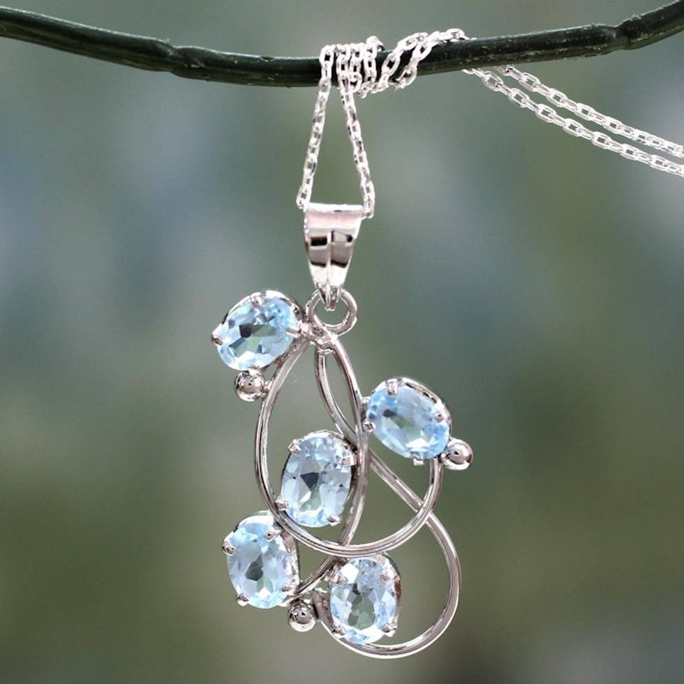 Topaz pendant necklace 'Blue Quintet'