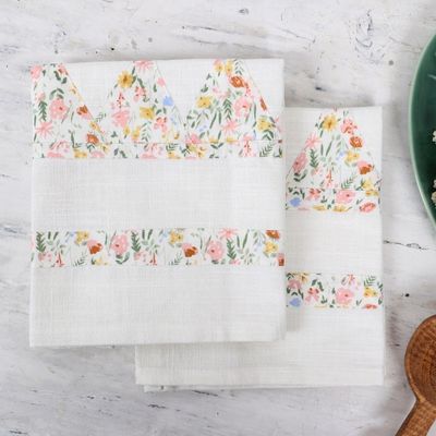 Alternate image for Pair of Cotton Dish Towels with Floral Print Made in India Floral Passion