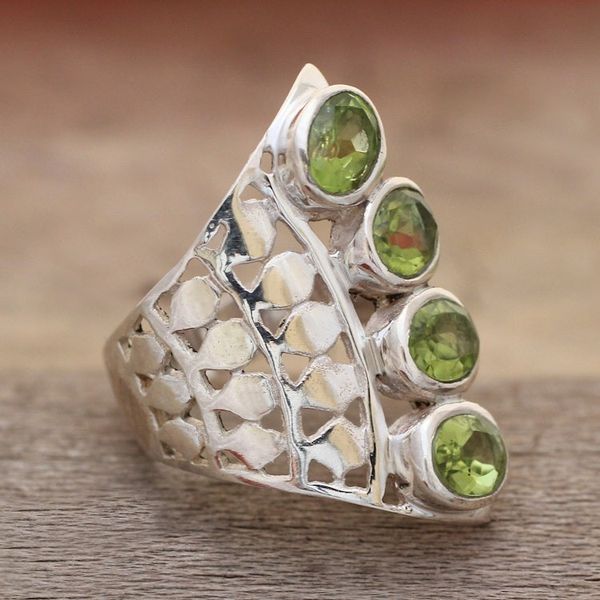 Alternate image for Sterling Silver Cocktail Ring with 4-Carat Peridot Gems Glorious Fortune
