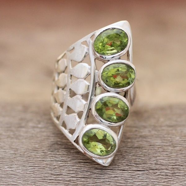 Alternate image for Sterling Silver Cocktail Ring with 4-Carat Peridot Gems Glorious Fortune