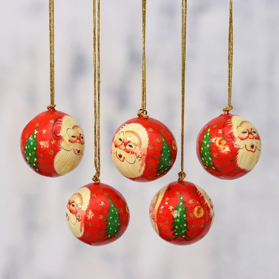 5 Santa Claus Ornaments Handcrafted in Papier Mache 'Laughing Santa Claus'