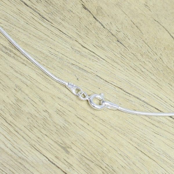 Alternate image for Garnet flower necklace Rosebuds