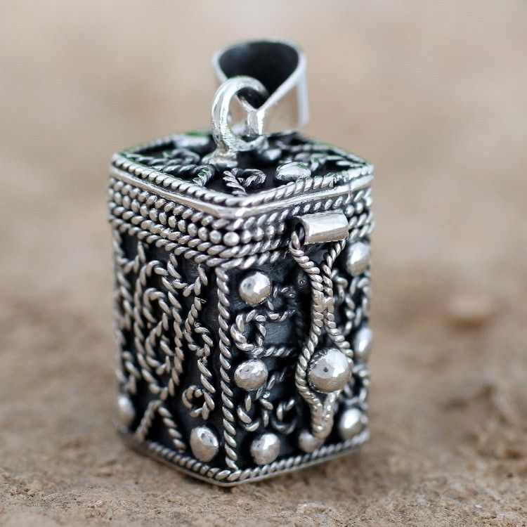 Main item image