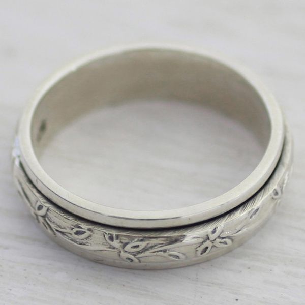 Alternate image for Sterling Silver Spinner Ring with Leaf Motifs from India Spinning Leaves