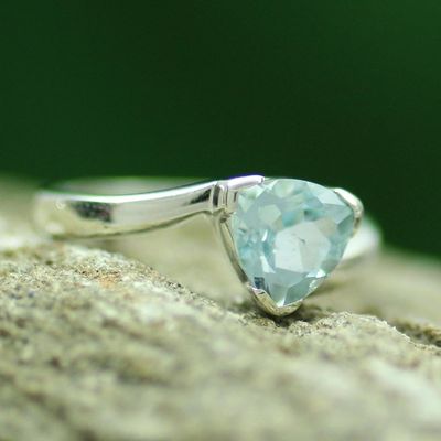 Alternate image for Hand Made Solitaire Blue Topaz Ring in Sterling Silver Scintillating Jaipur