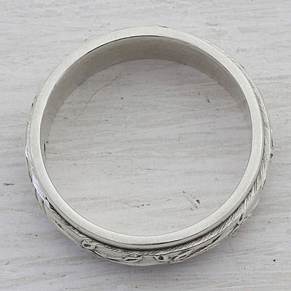 Alternate image for Sterling Silver Spinner Ring with Leaf Motifs from India Spinning Leaves