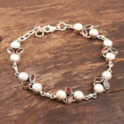 Alternate image for Garnet and Cultured Pearl Link Bracelet Radiant in Red