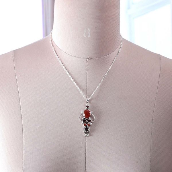 Alternate image for Two-Carat Carnelian and Garnet Pendant Necklace from India Romances