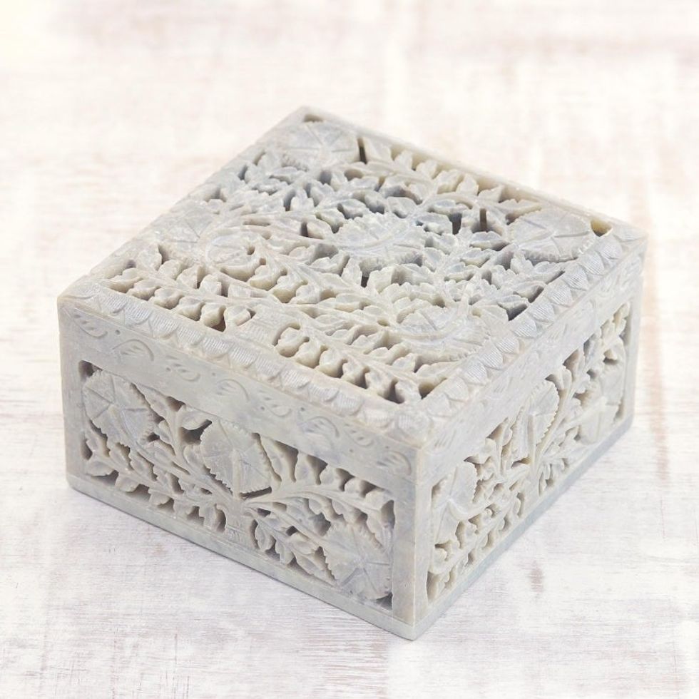 Jali Carving Soapstone Jewelry Box 'Poppies'