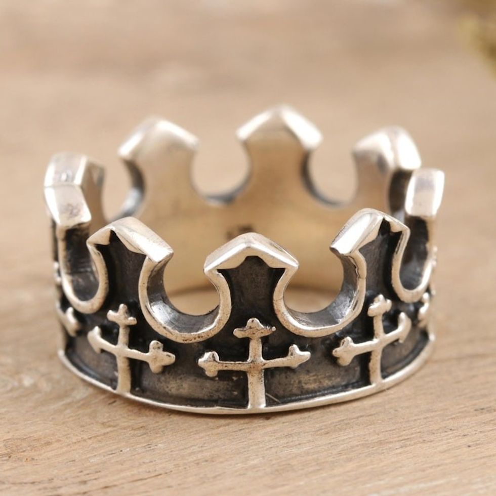 Unisex Sterling Silver Crown-Motif Band Ring 'Holy Crown'