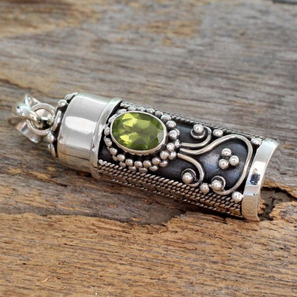 Alternate image for Peridot and 925 Silver Prayer Box Pendant from India Calmness