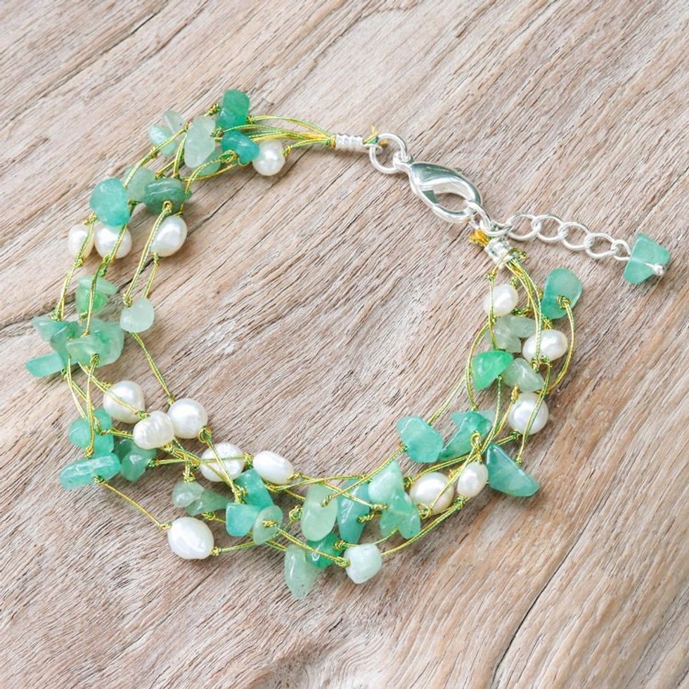 Handmade Aventurine and White Pearl Beaded Strand Bracelet 'Cascade in Mint'