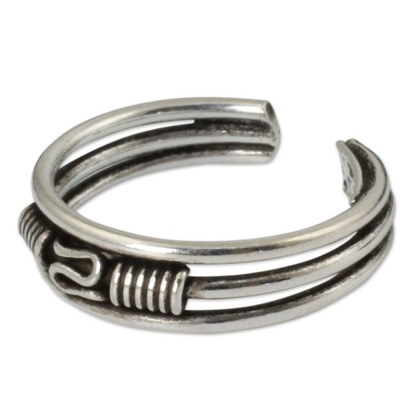 Alternate image for Toe Ring in Sterling Silver Thai Artisan Jewelry Origins