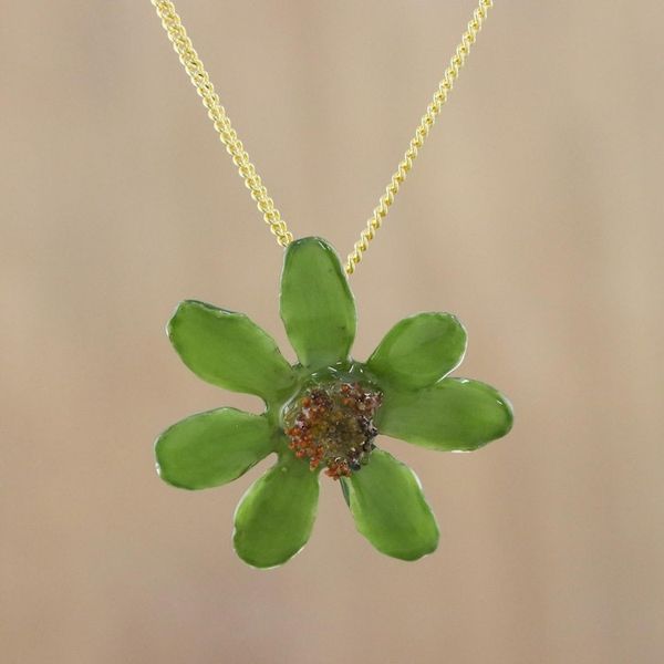 Alternate image for 22k Gold Plated Green Zinnia Flower Pendant from Thailand Zinnia Charm in Green