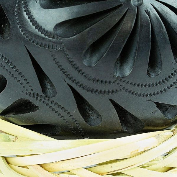 Alternate image for Barro Negro Black Ceramic Decorative Mini Vase Splendid Black