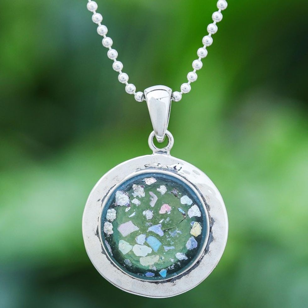 Handcrafted Roman Glass Pendant Necklace 'Glitter Moon'