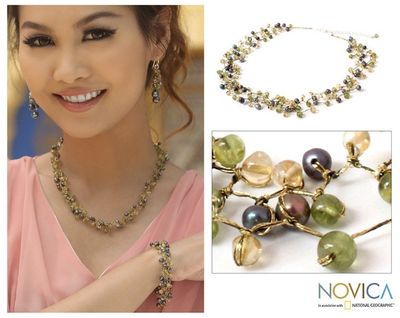 Alternate image for Beaded Pearl and Peridot Necklace Bright Passion