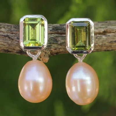 Alternate image for Pearl and Peridot Drop Earrings Attraction