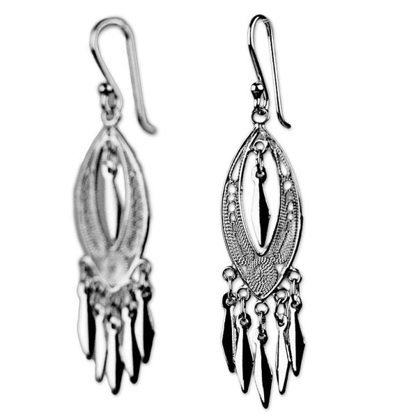 Alternate image for Sterling Silver Filigree Chandelier Earrings from Thailand Shining Spears