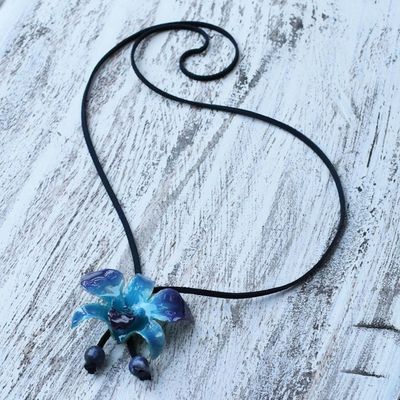 Alternate image for Natural Flower Lariat Necklace Midnight Blue
