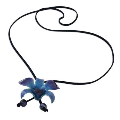Alternate image for Natural Flower Lariat Necklace Midnight Blue