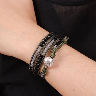Alternate image for Onyx and labradorite wrap bracelet Magical