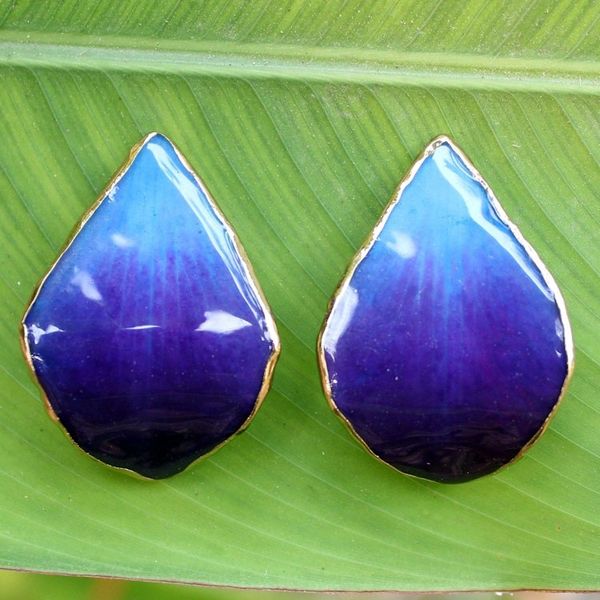 Alternate image for Natural Flower Button Earrings Chiang Mai Sky