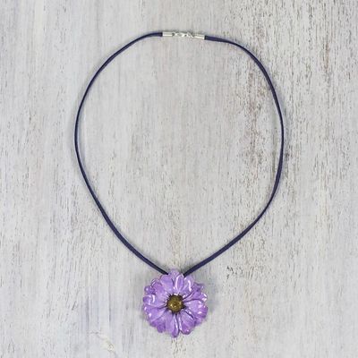 Alternate image for Natural flower necklace World of Violet