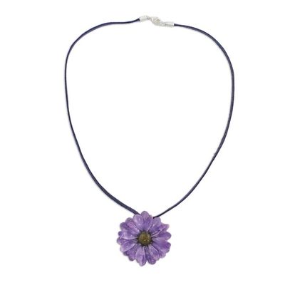 Alternate image for Natural flower necklace World of Violet