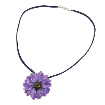 Alternate image for Natural flower necklace World of Violet