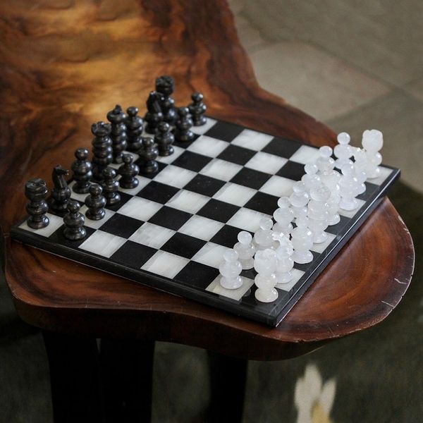Alternate image for Onyx and Marble Chess Set Classic