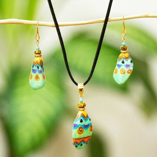 Alternate image for Gold-Accented Marble Jewelry Set Village Trends