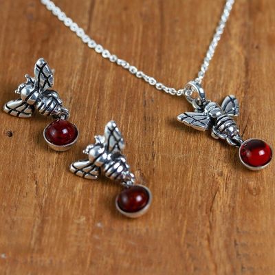 Alternate image for Amber and Sterling Silver Necklace and Earrings With Bees Delivering Honey