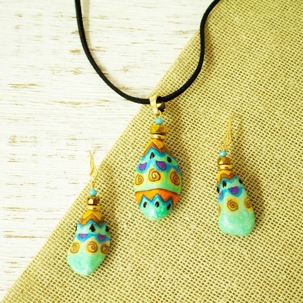 Alternate image for Gold-Accented Marble Jewelry Set Village Trends