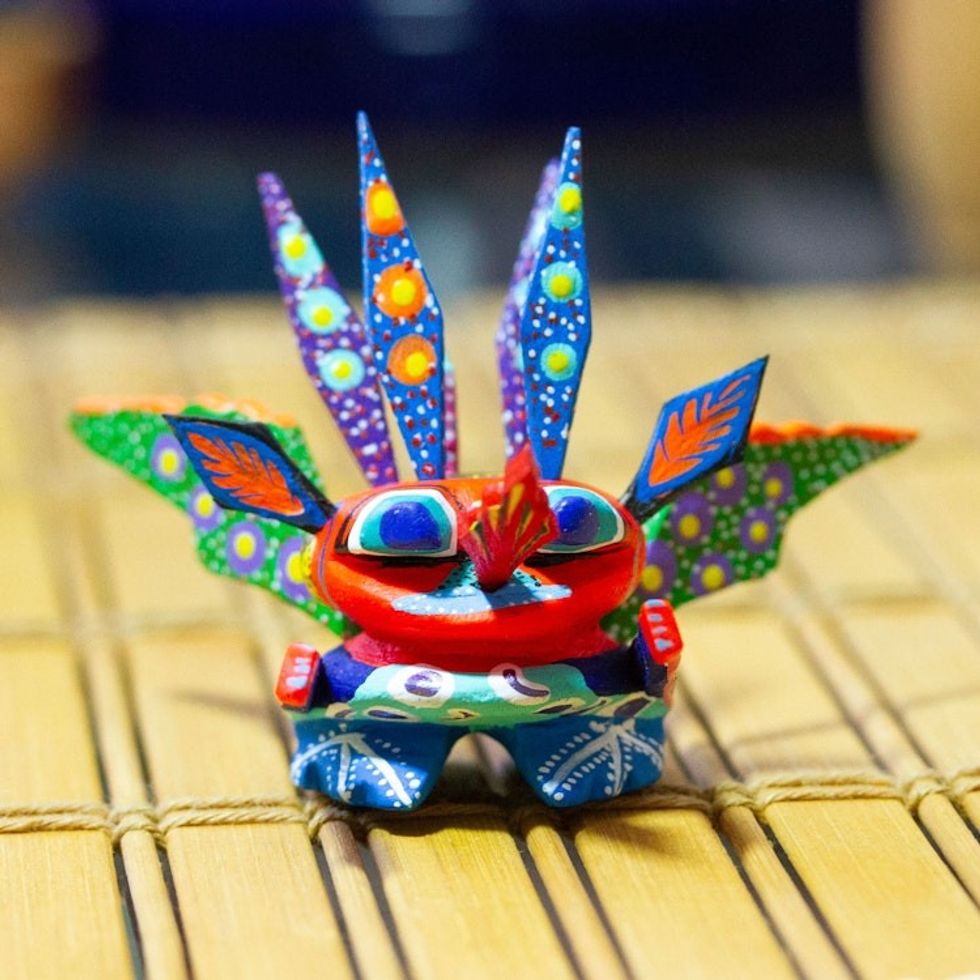 Hand-Painted Alebrije Figurine 'Merry Martian'