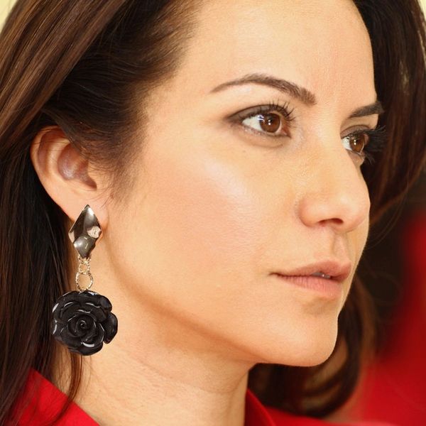 Alternate image for Rose-Themed 24k Gold-Plated Resin Dangle Earrings in Black The Night Belle