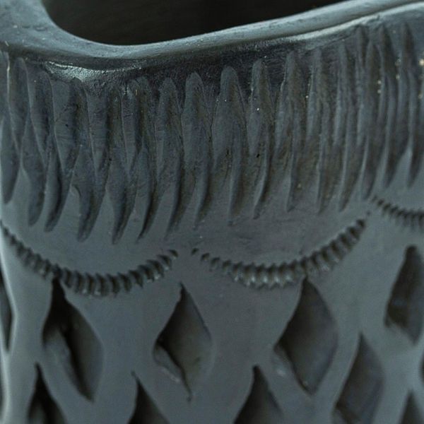 Alternate image for Barro Negro Black Ceramic Mini Flower Pot Handmade in Mexico Oval  Diamonds