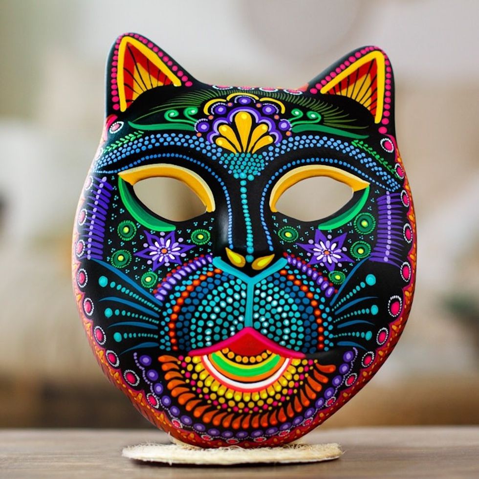 Handcrafted Ceramic Alebrije Cat Mask with Painted Details 'Feline Imagination'