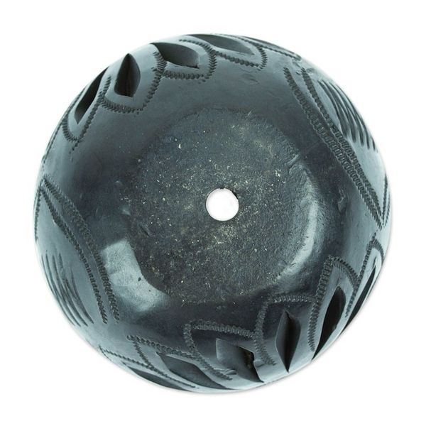 Alternate image for Handcrafted Barro Negro Flower Pot from Mexico Traditional Bloom