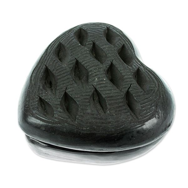 Alternate image for Barro Negro Black Ceramic Mini Jewelry Box Crafted in Mexico Heart Flakes