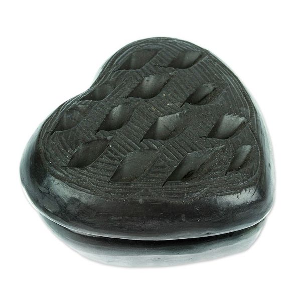Alternate image for Barro Negro Black Ceramic Mini Jewelry Box Crafted in Mexico Heart Flakes
